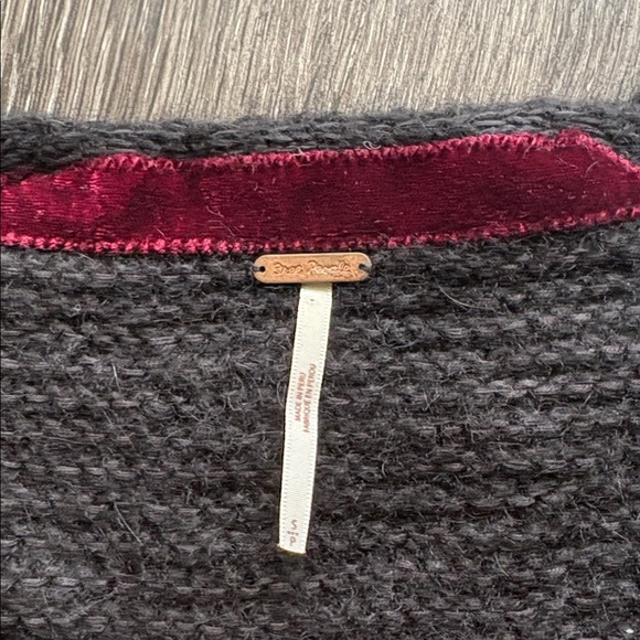 Free People Super-Soft Oversized Sweater - Picture 4 of 7